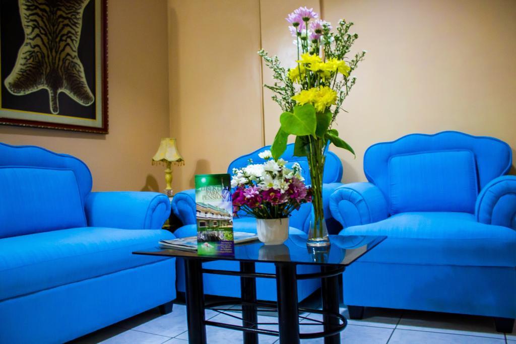 Liberty Park Pension Puerto Princesa Eksteriør bilde