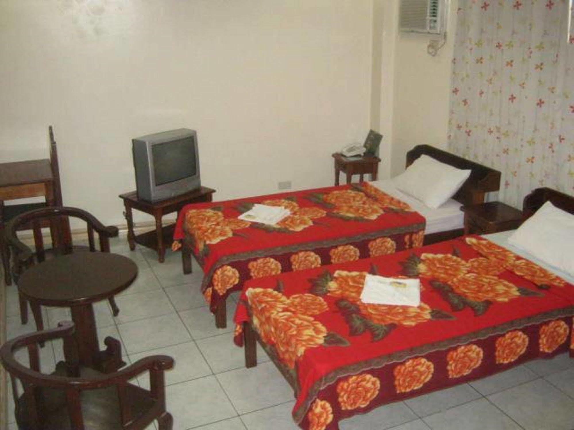 Liberty Park Pension Puerto Princesa Eksteriør bilde