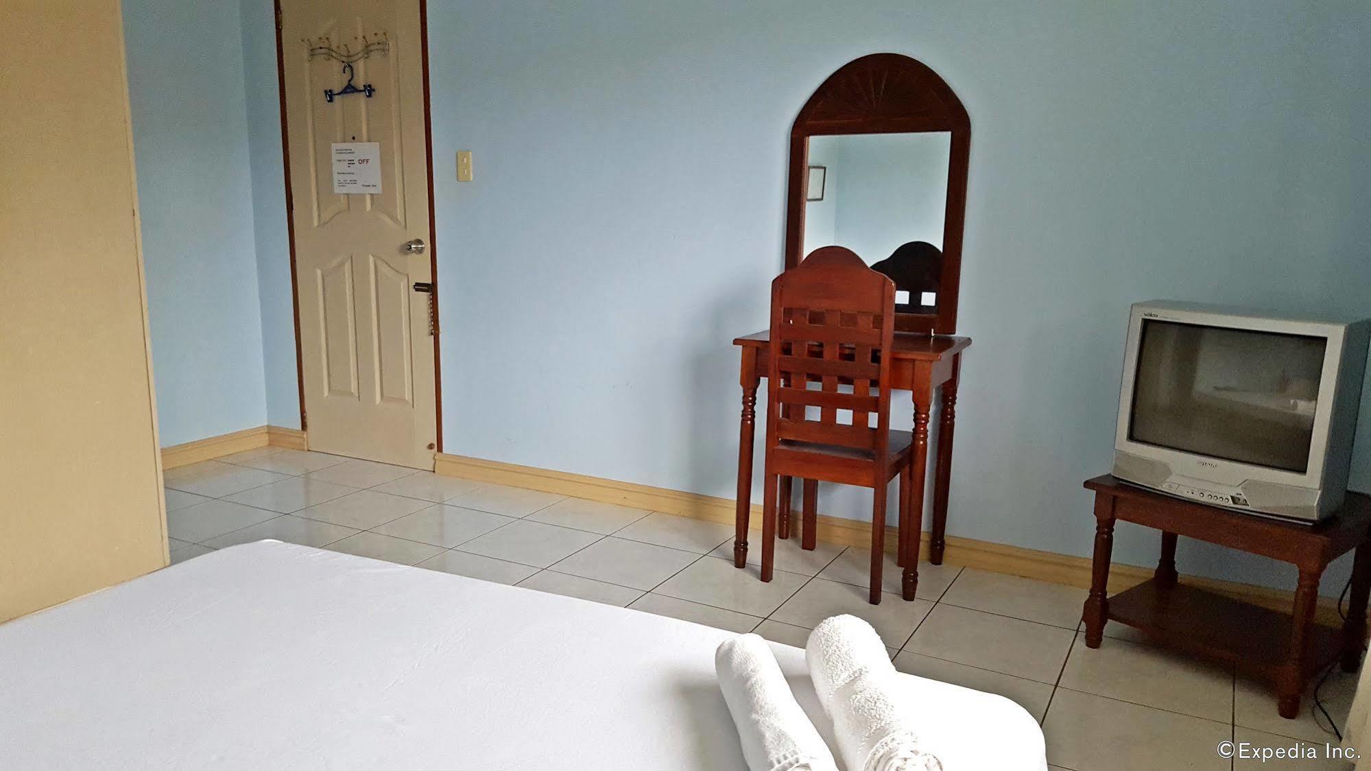 Liberty Park Pension Puerto Princesa Eksteriør bilde